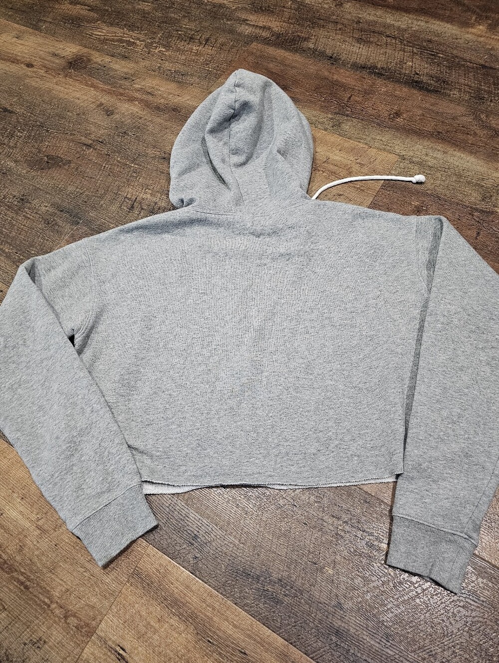 Wild Fable Women's Gray Cropped Hooded Sweatshirt - Picture 8 of 8